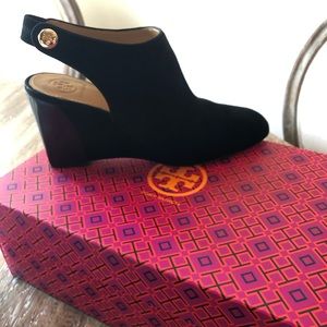 Tory Burch Marisa Suede Wedge Bootie Sz. 9.5